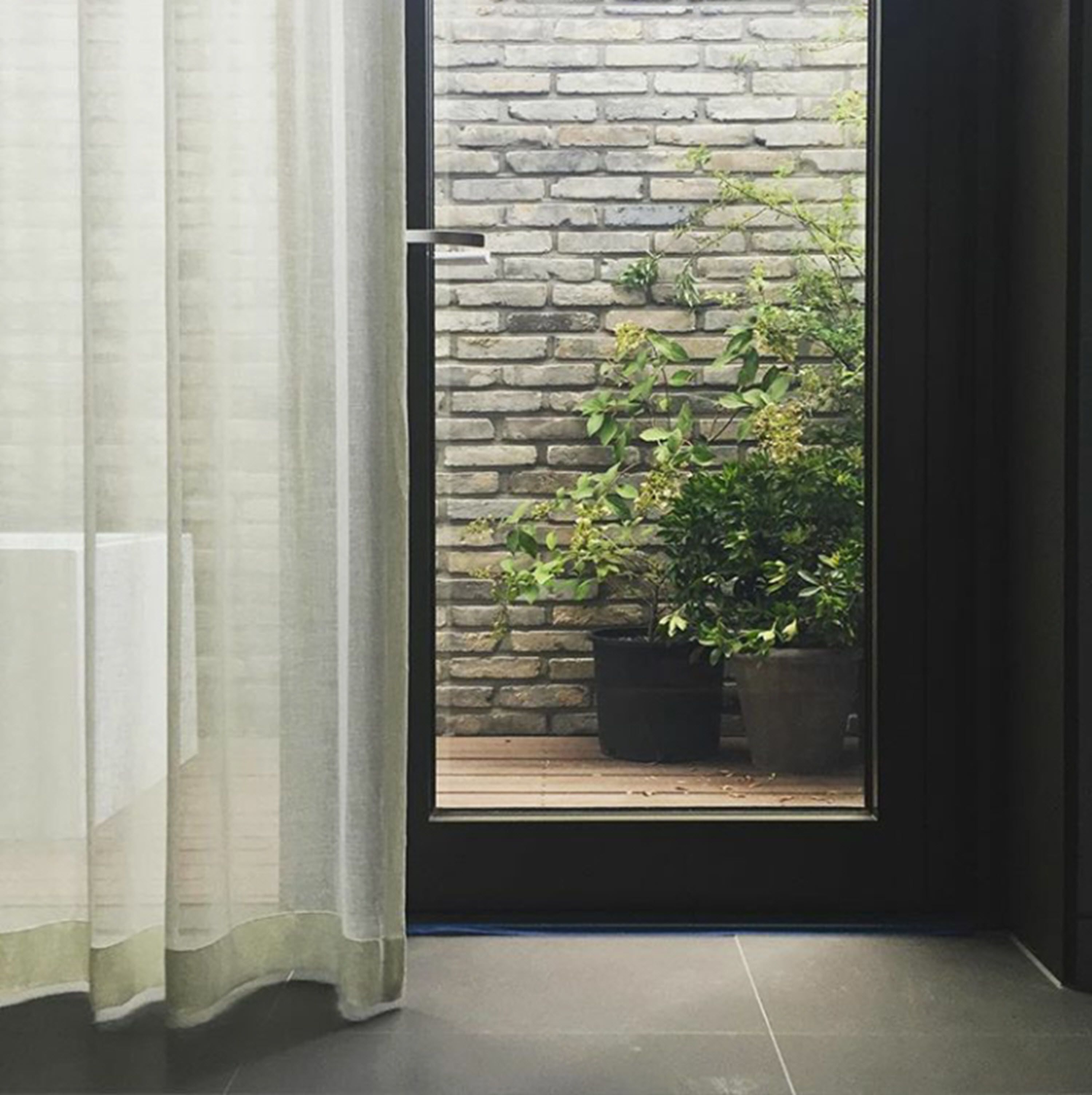 deluxe double room | in-room safe, soundproofing, free wifi, bed sheets