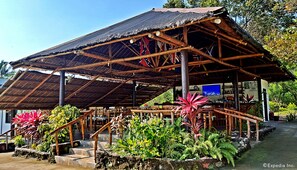 Ngoại thất