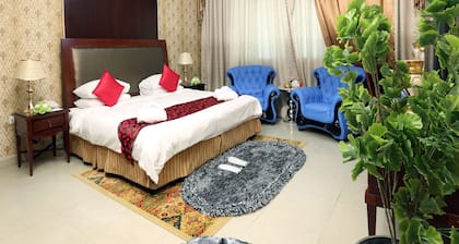 Clifton International Hotel
