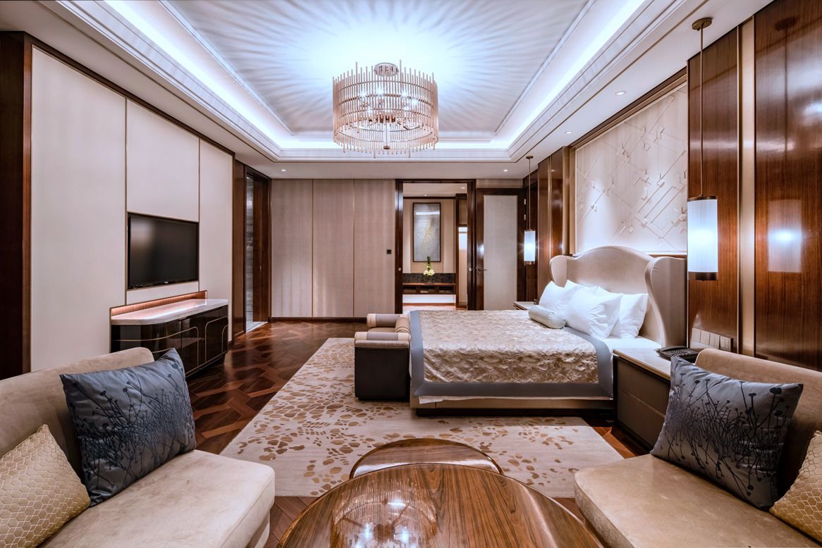 Presidential Suite | Premium bedding, minibar, in-room safe, desk