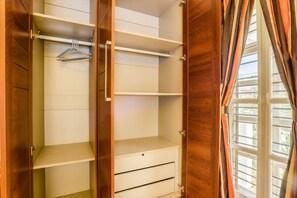 Quarto luxo | Comodidades do quarto