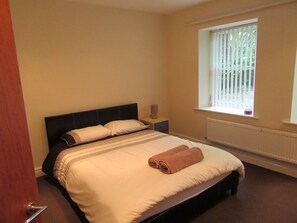 公寓 (No 2) | 1 間睡房、獨特設計、遮光窗簾/窗簾、熨斗/熨衫板