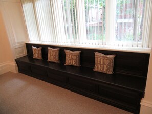 Apartment, 1 Bedroom (No 1) | 1 bedroom, individually decorated, blackout drapes, iron/ironing board