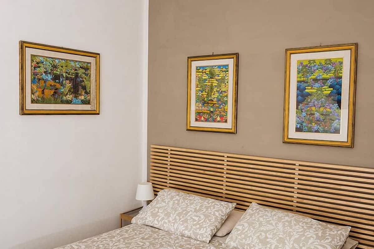 Double Room, Private Bathroom (external) | Desk, free cribs/infant beds, free WiFi, bed sheets