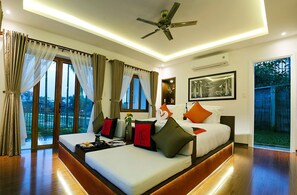 Premium bedding, minibar, in-room safe, individually decorated - Azumi Villa Hotel (Hoi An)