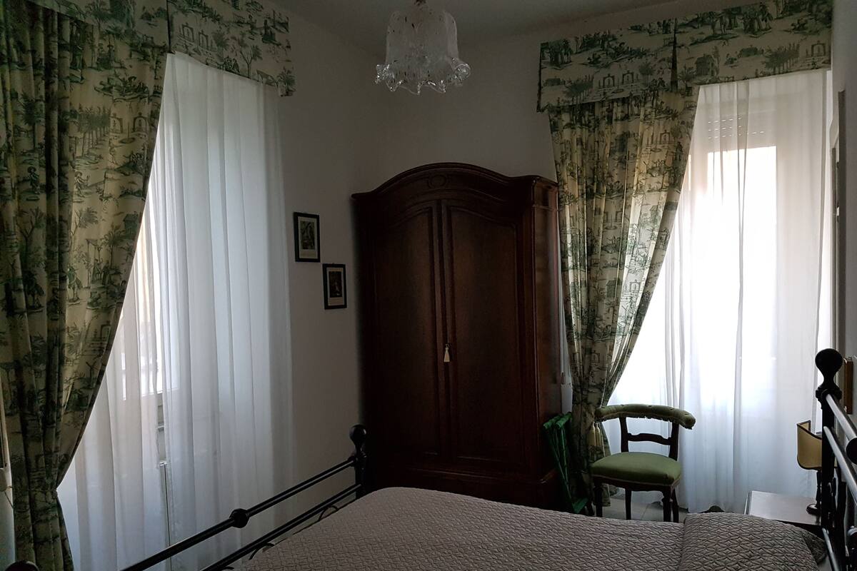 Habitación estándar doble (Wanda) | Ropa de cama de alta calidad, caja fuerte, escritorio y cunas gratuitas