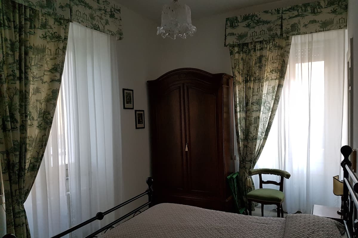 Standard Double Room (Wanda) | Premium bedding, in-room safe, desk, free cots/infant beds