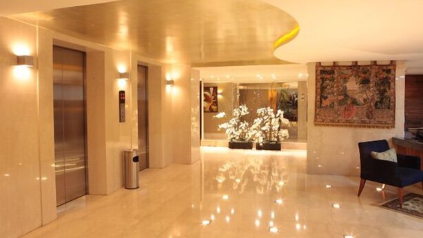Interior detail - King's Suites Hotel (Beirut)