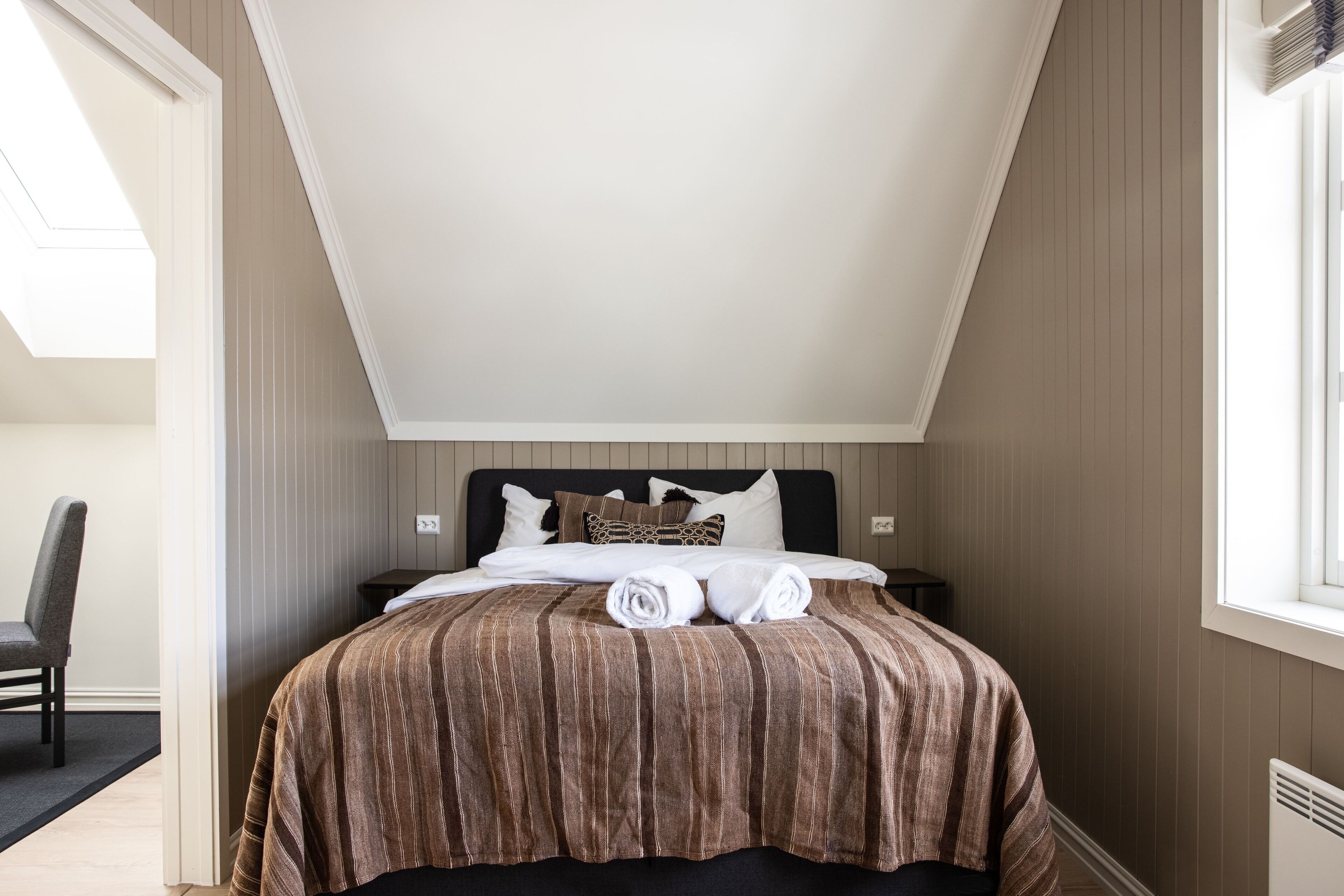 Premium bedding, pillowtop beds, soundproofing, iron/ironing board