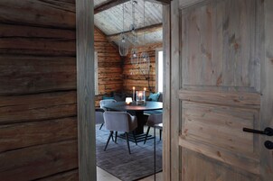 Design Cabin, 2 Bedrooms (Fisherman Cabin) | Living area