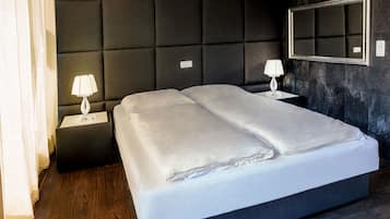 Deluxe Studio, 1 Bedroom, Terrace (Sauna 25€ per day) | 1 bedroom, individually decorated, individually furnished, free WiFi