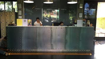 Check-in/check-out kiosk