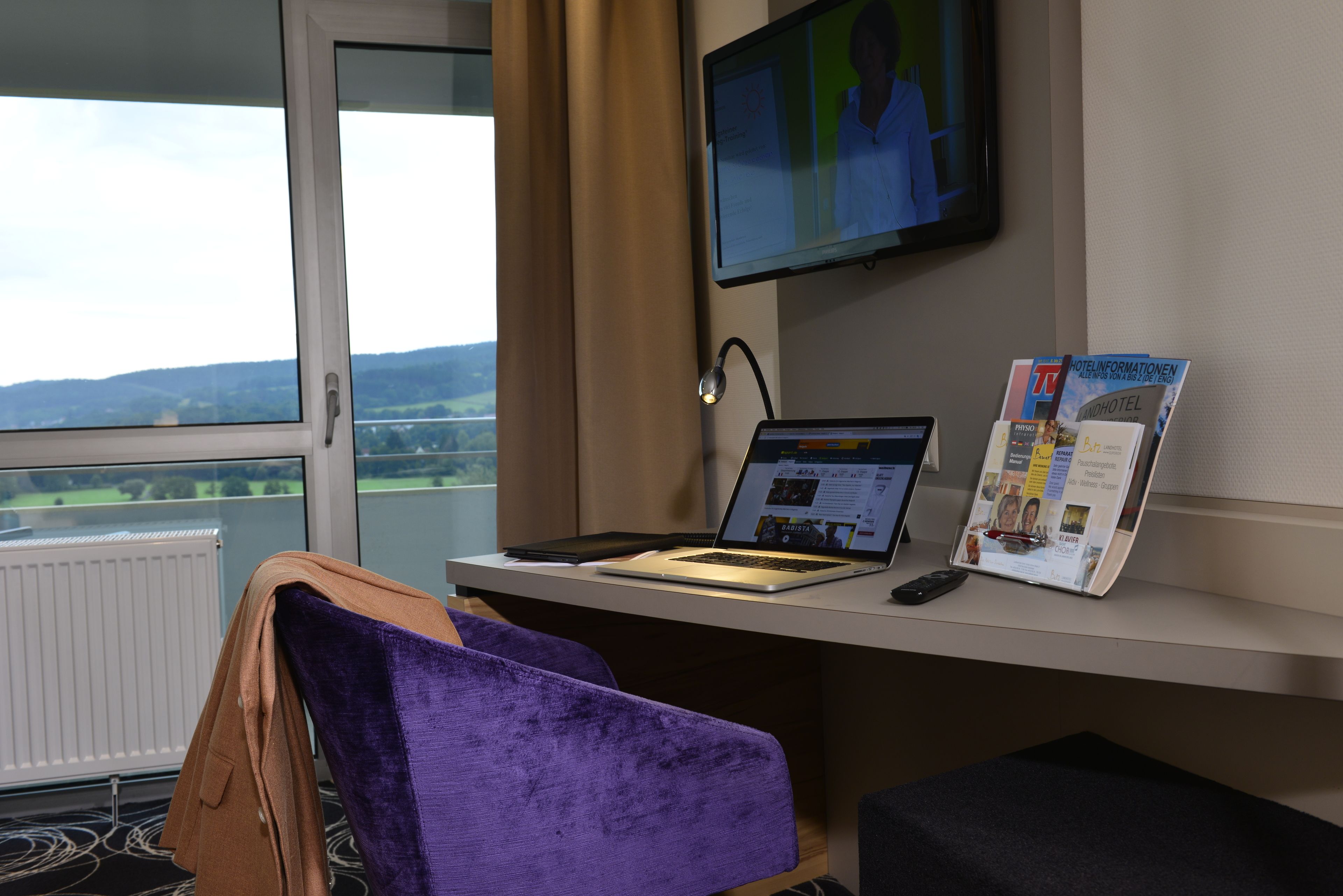 hypo-allergenic bedding, in-room safe, desk, cots/infant beds