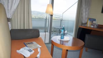Comfort Double Room, Valley View | Living area | Flat-screen TV