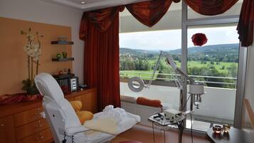 Body treatments, body scrubs, facials, reflexology, Ayurvedic treatments