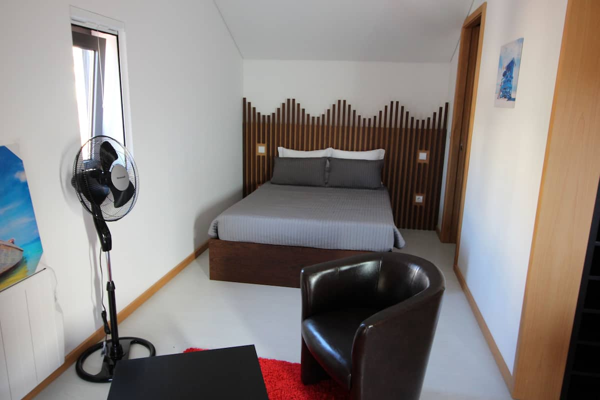 Studio, 1 Double Bed, Terrace, City View | 1 bedroom, in-room safe, individually decorated, desk