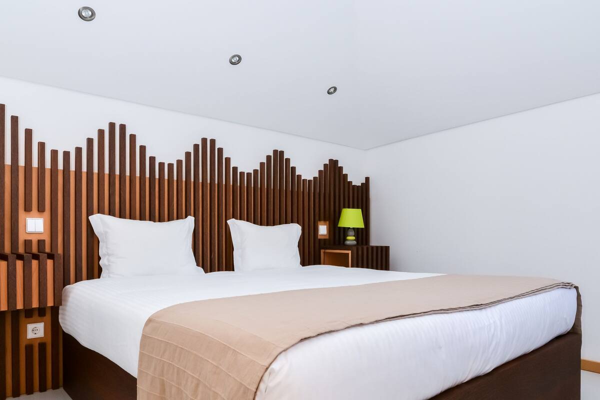 Apartment, 2 Bedrooms, Terrace | 1 bedroom, in-room safe, individually decorated, desk