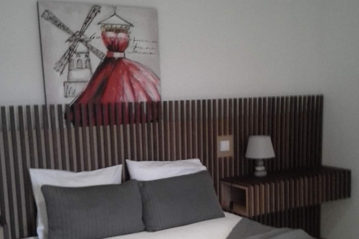 Apartment, 2 Bedrooms, Kitchenette | 1 bedroom, in-room safe, individually decorated, desk