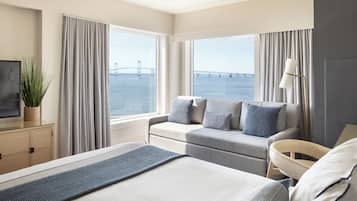 1 bedroom, Egyptian cotton sheets, premium bedding, in-room safe