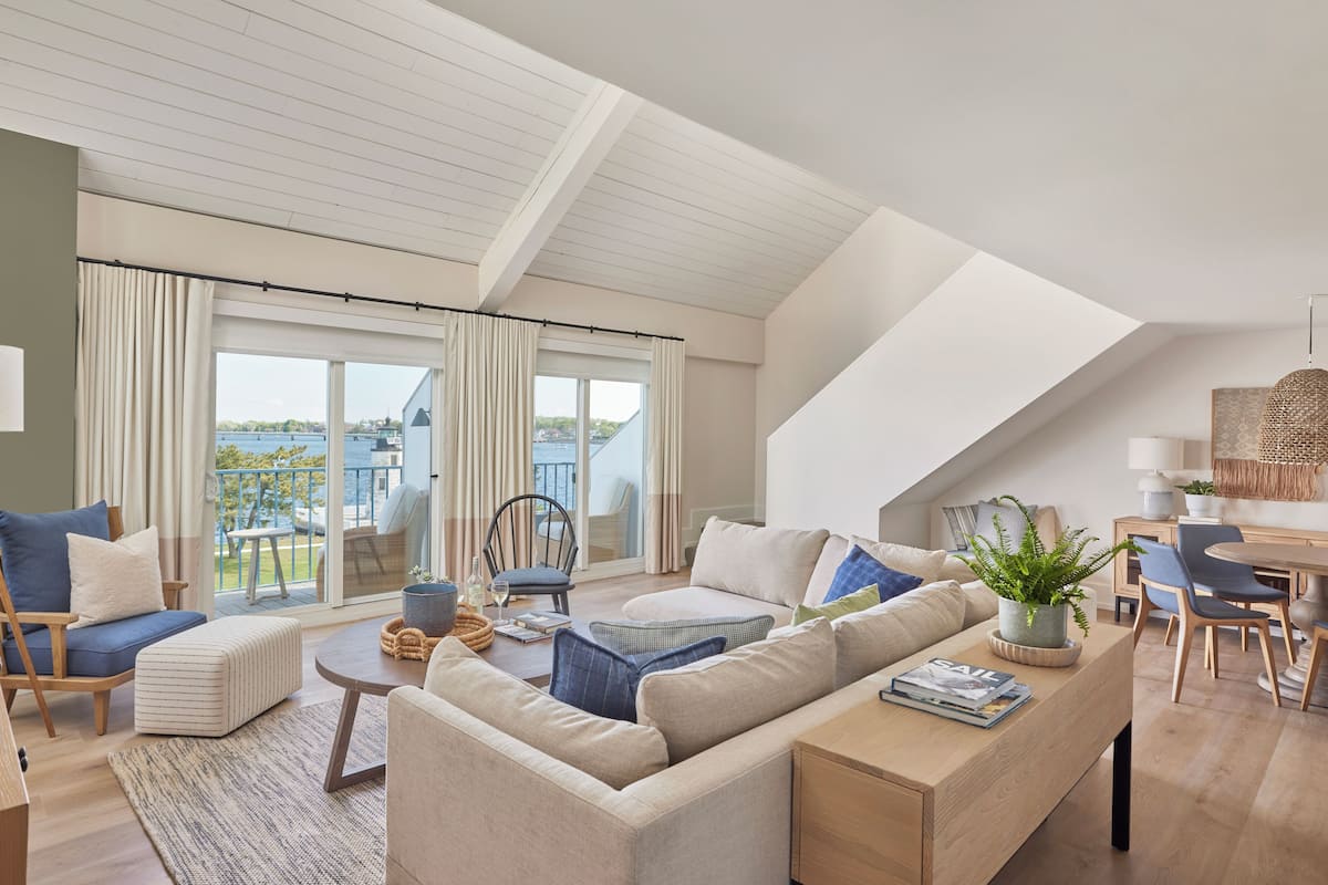 Suite (Liberty)