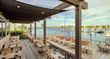 Newport Harbor Island Resort