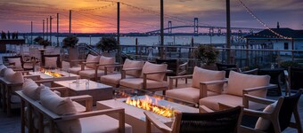 Newport Harbor Island Resort