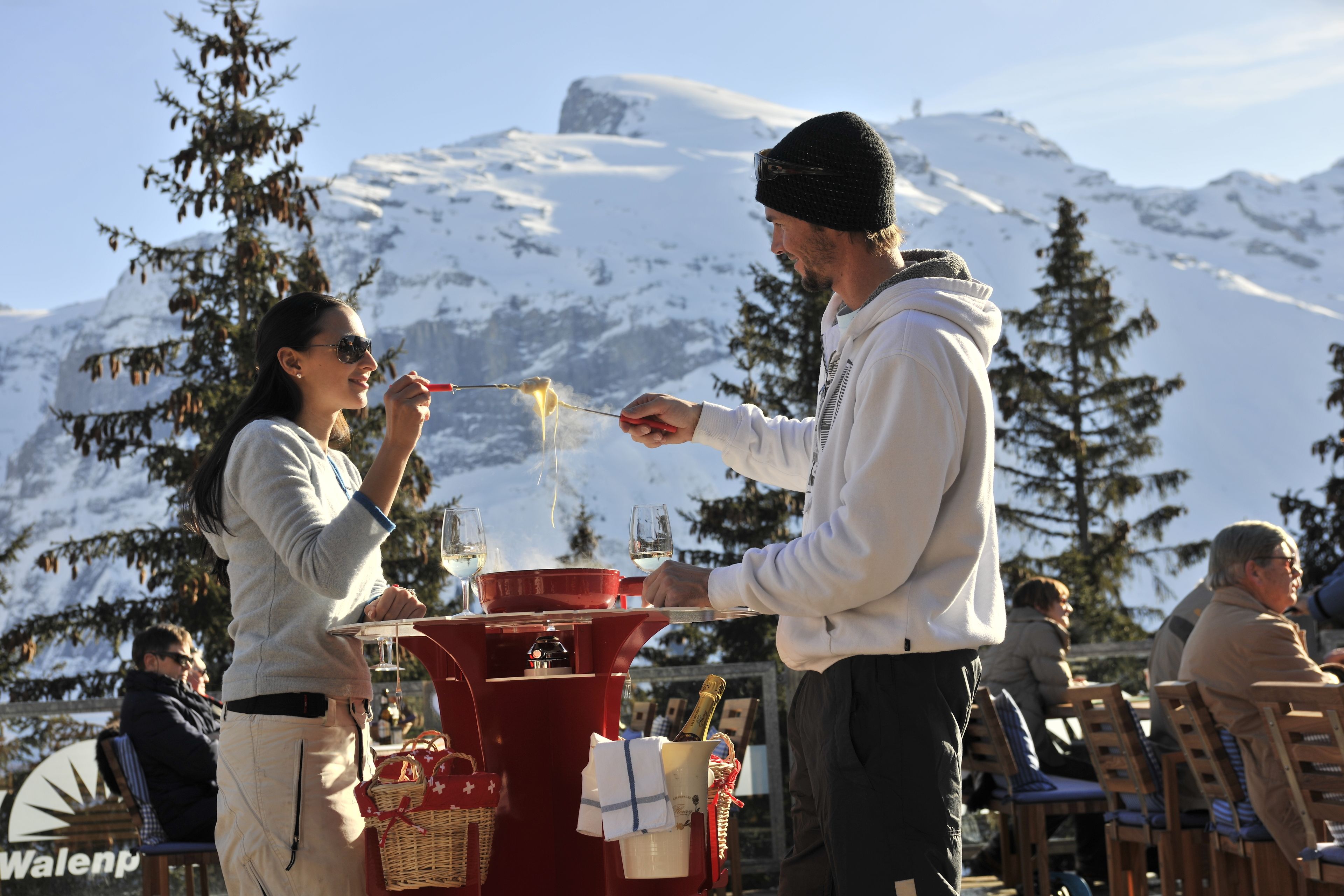 breakfast, lunch, dinner served; regional cuisine