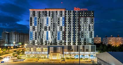 ibis Bangkok IMPACT