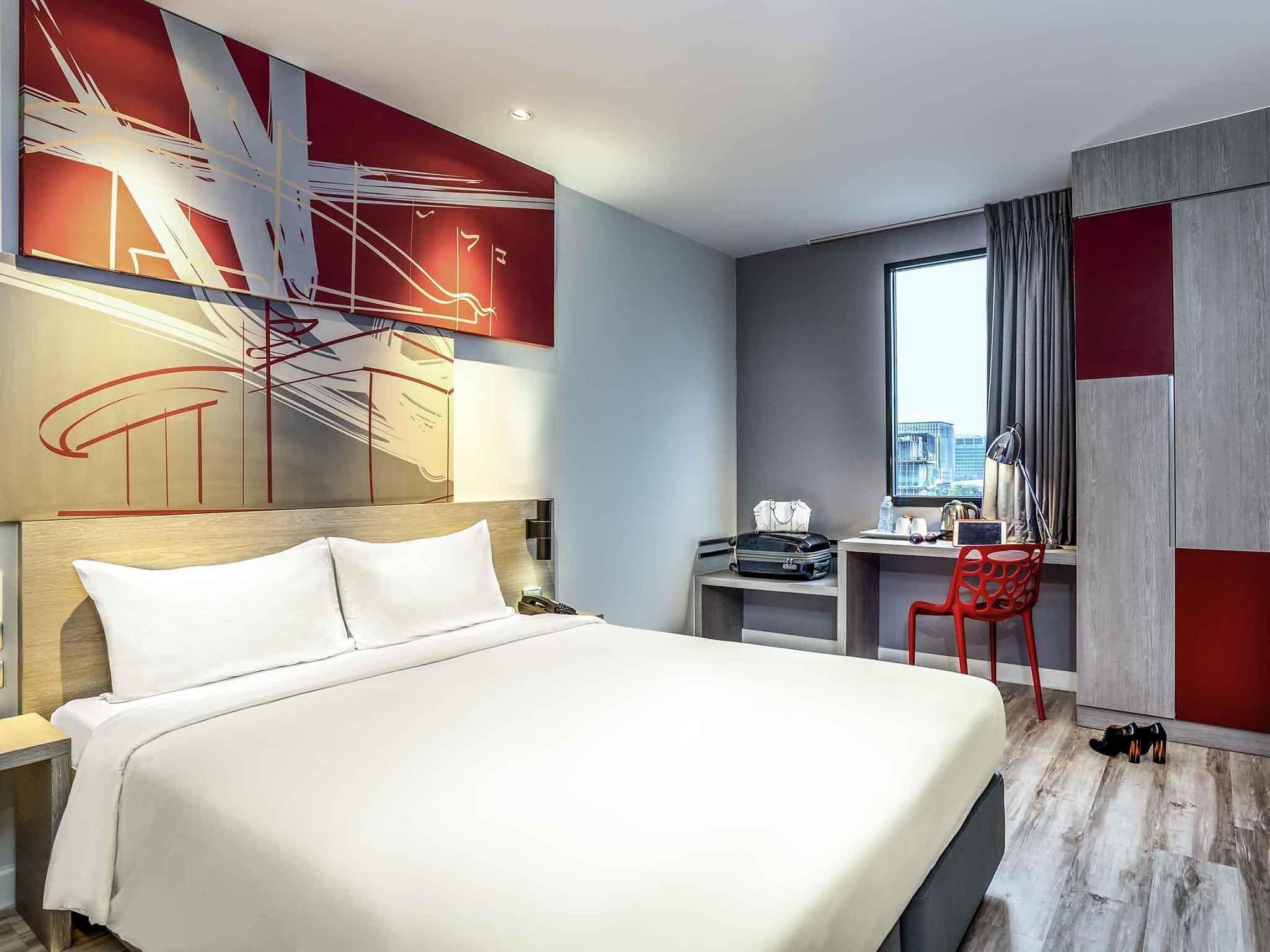 Standard Room, 1 Queen Bed | Exterior