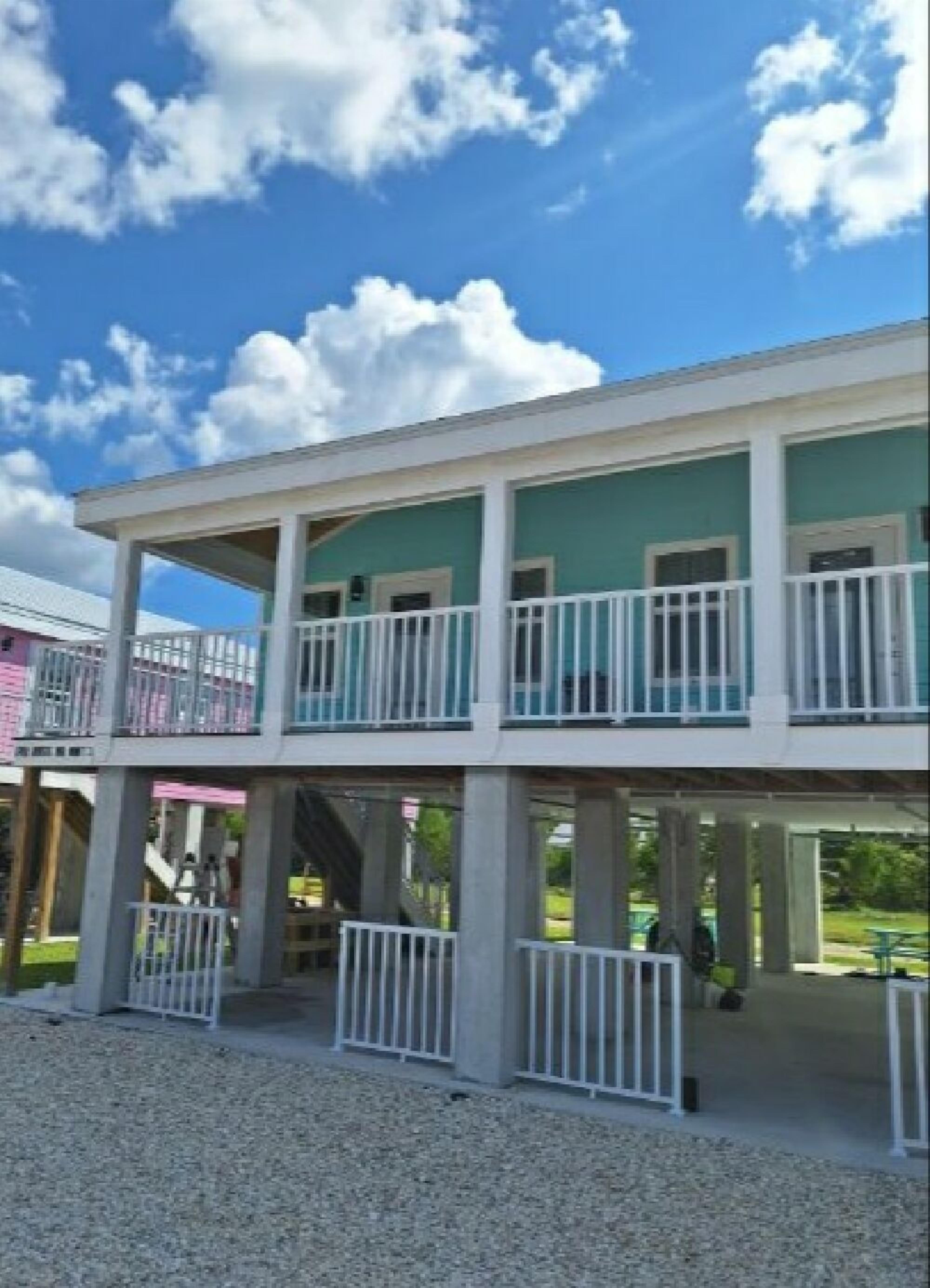 New Deluxe Duplex Unit, 1 Queen Bed, Unit C | Terrace/patio