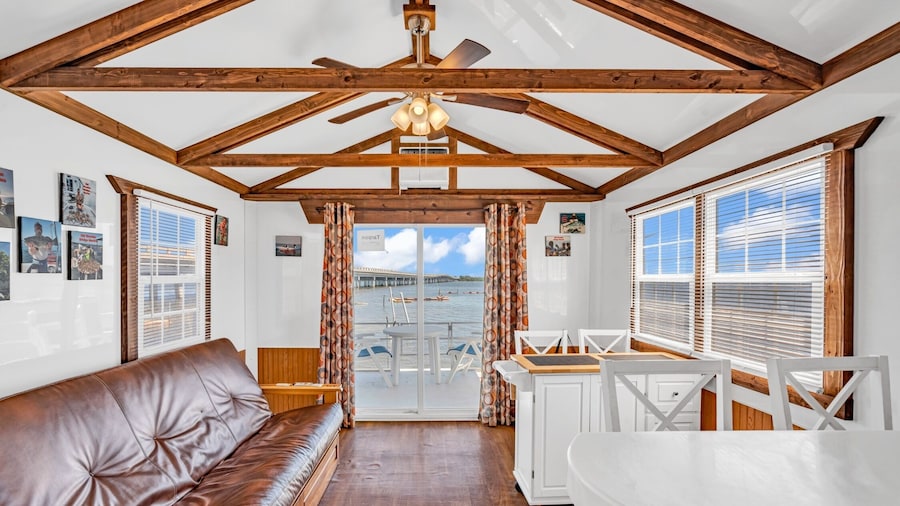 Old Wooden Bridge Resort and Marina