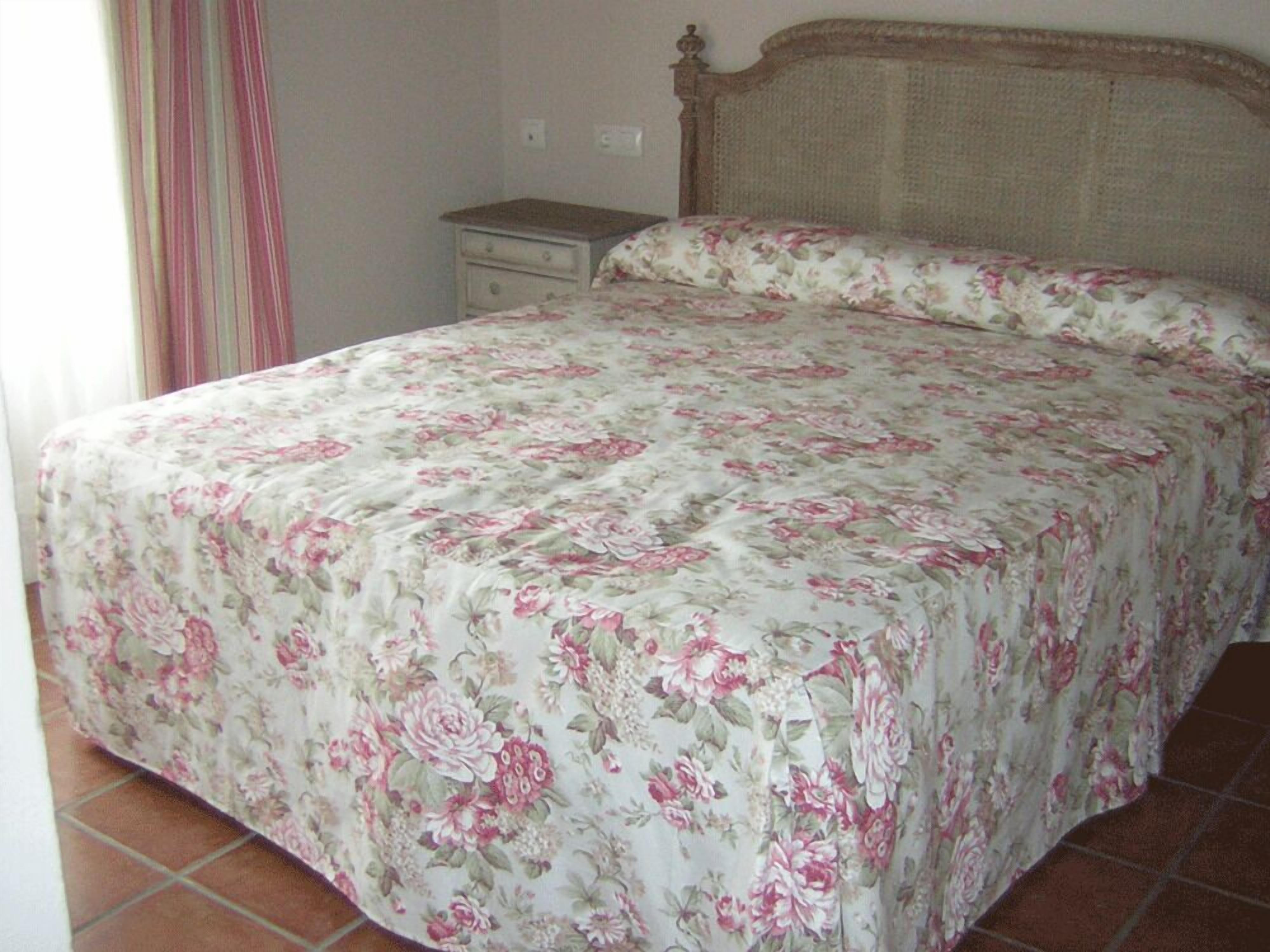 double room | premium bedding, free cots/infant beds, rollaway beds, free wifi