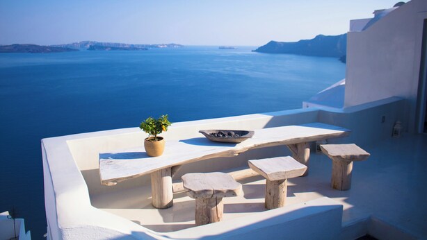 Outdoor dining - EQC Hotel 604 (Région Test)