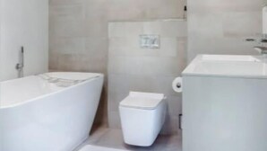 Apartment, 2 Bedrooms | Bathroom - EQC Hotel 611 (Région Test)