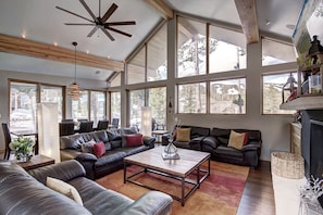 House, 4 Bedrooms | Interior