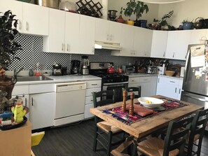 Apartment, Multiple Bedrooms | Private kitchen | Full-size fridge, microwave, dishwasher, electric kettle - EQC Hotel 637 (Région Test)