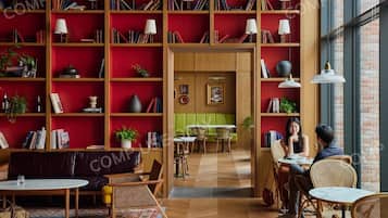 Basic Room | Bilik Mandi | Tuala disediakan