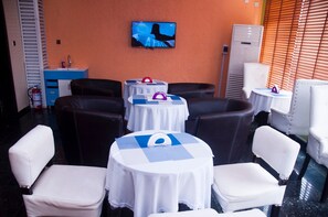 Free daily local cuisine breakfast 