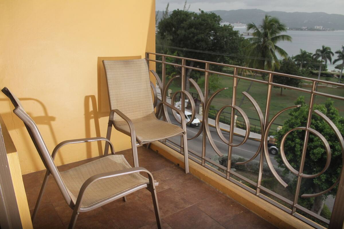 Ocean View Room | Balcony