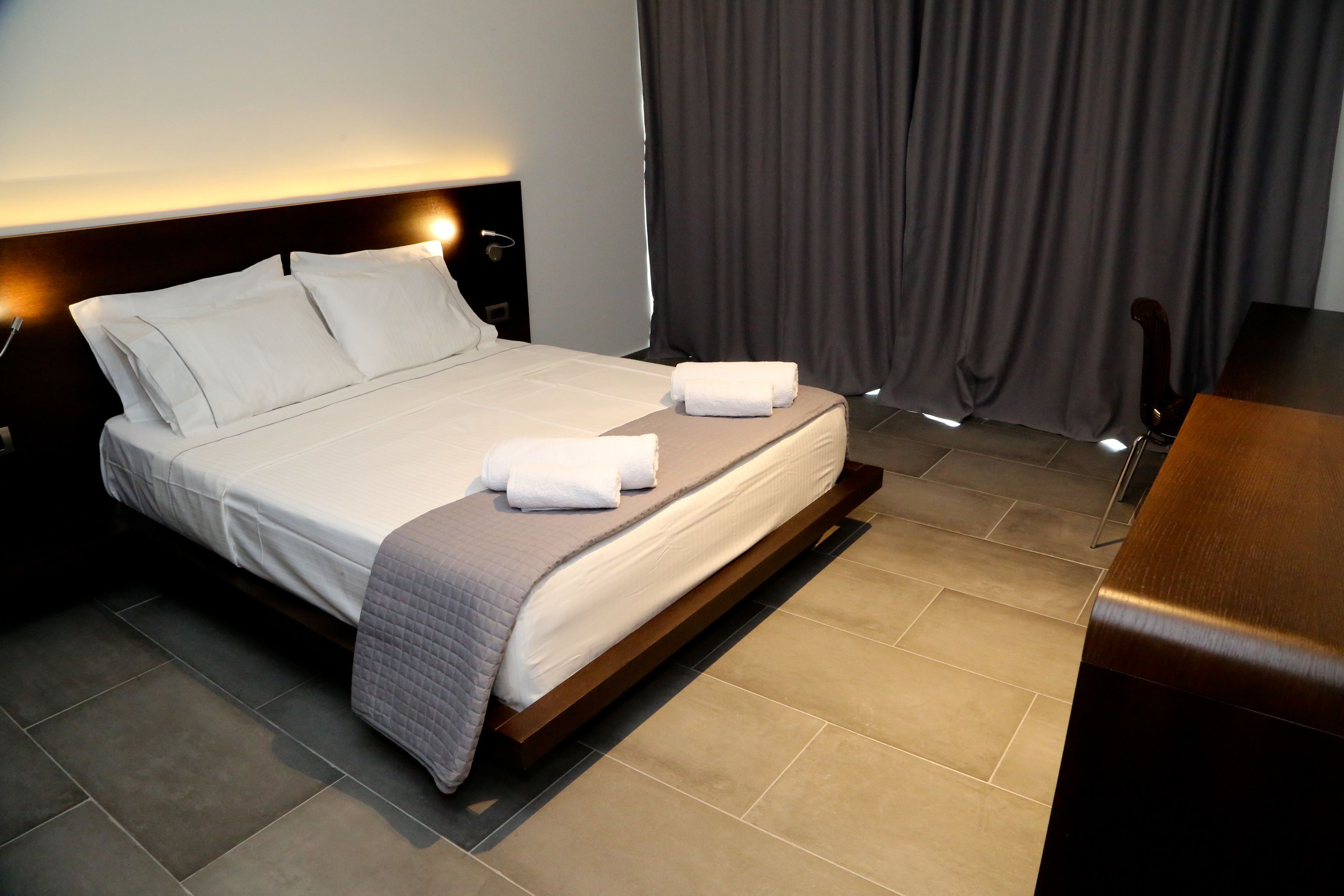 double room | premium bedding, free minibar items, in-room safe, desk