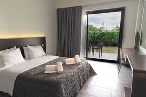 Ropa de cama de alta calidad y minibar 