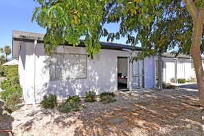 Two Bedroom Apartment | Terrace/patio