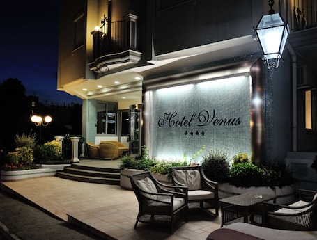 Property entrance. Hotel Venus