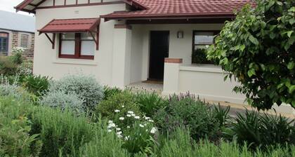 Mataro Cottage