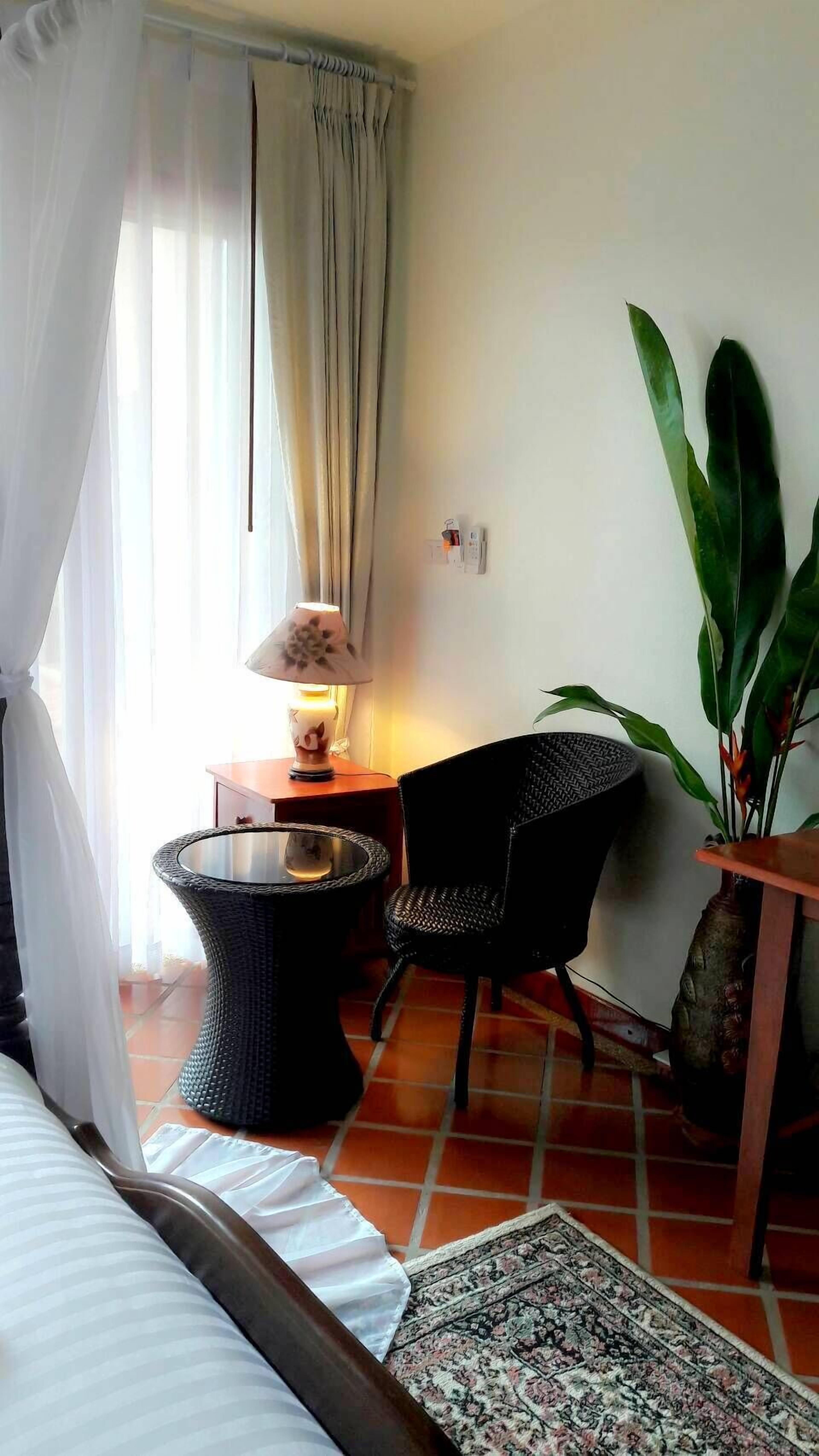 deluxe room, 1 double bed, river view, poolside (for 2 persons) | 1 bedroom, soundproofing, free wifi