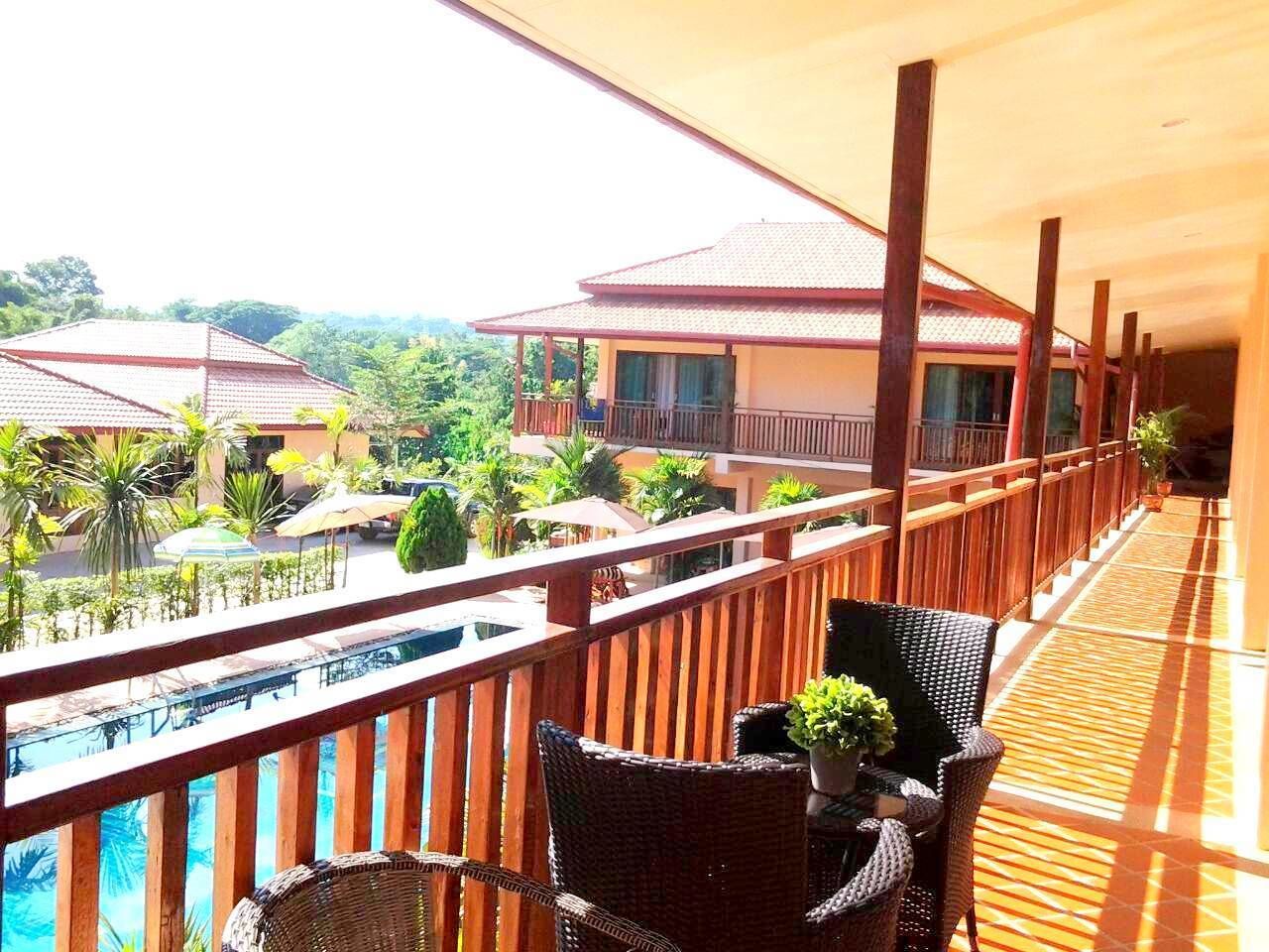 ระเบียง