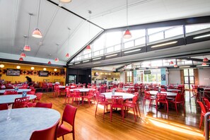 Dining - Sonoda Village - Hostel (Christchurch)