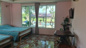 Family Cottage | Free WiFi, bed sheets - Punpisa Resort (Sam Chuk)