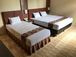 Phòng dành cho gia đình (3 Person) | Bàn, giường gấp/giường phụ (phụ phí) 