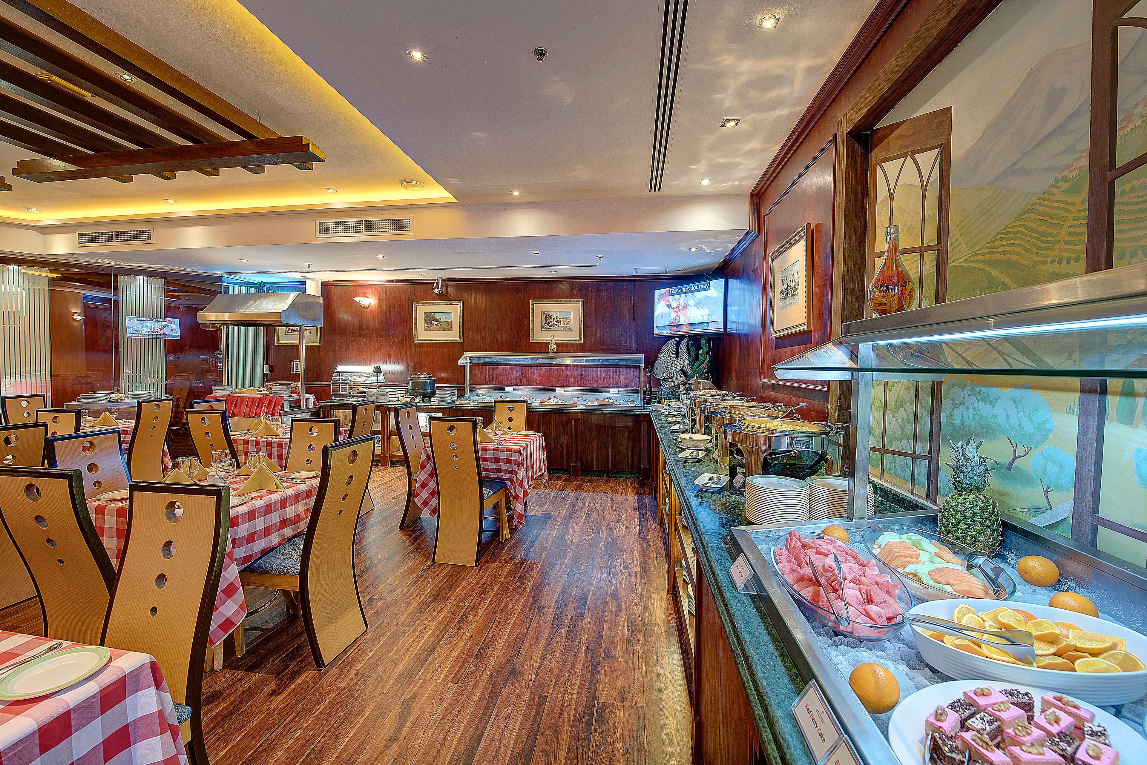 Daily buffet breakfast for a fee